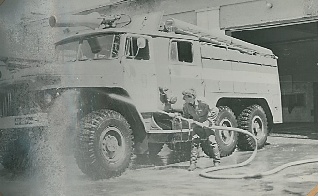 Пожарная автоцистерна АЦ-40(375) на шасси Урал-375